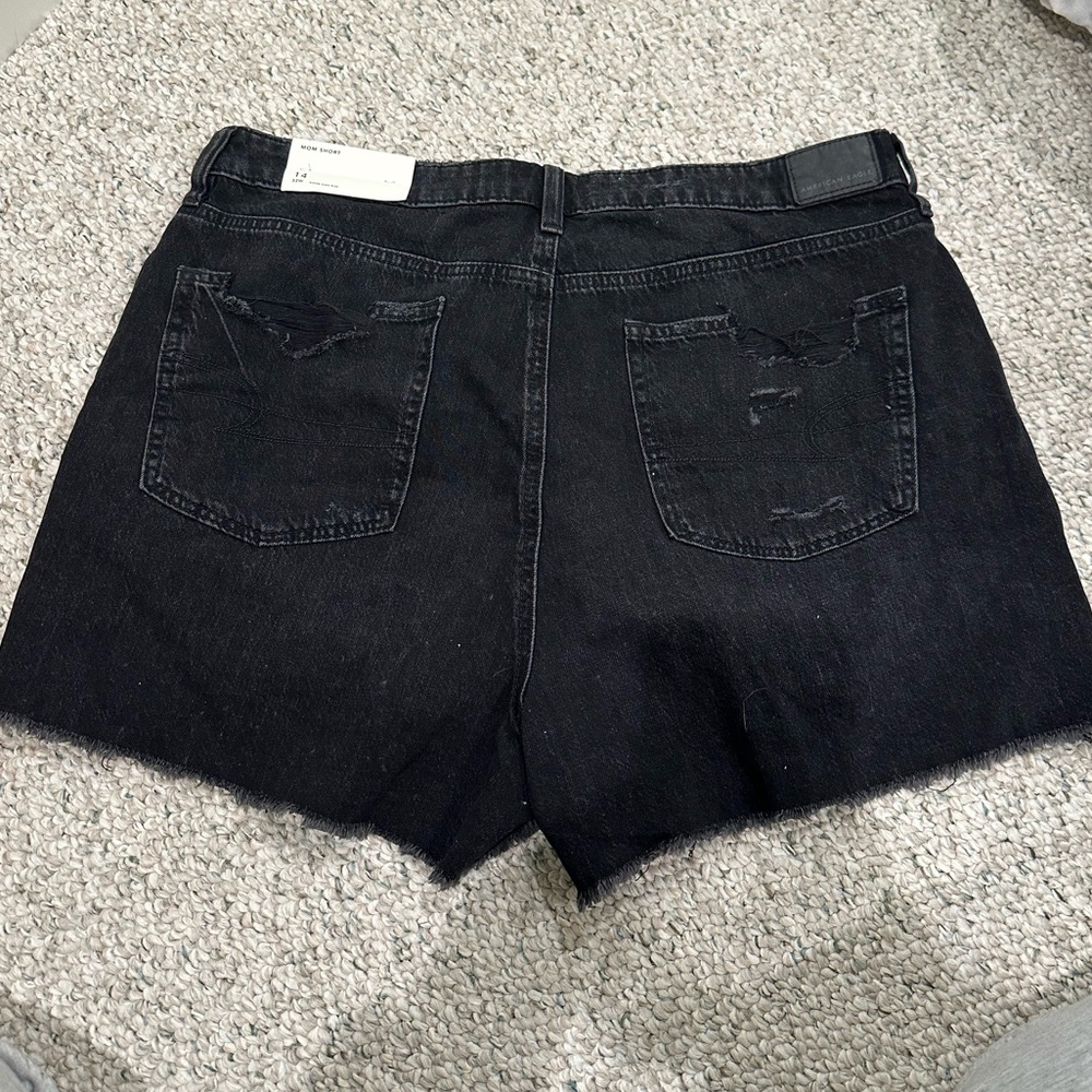 American Eagle Black Denim Mom Shorts - Picture 2 of 4